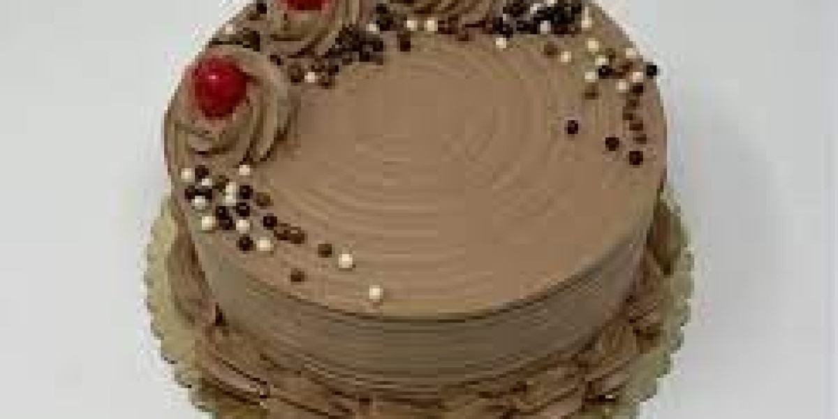 Where Flavor Meets Art: Custom Cakes at Islamabad’s Favorite Cafes
