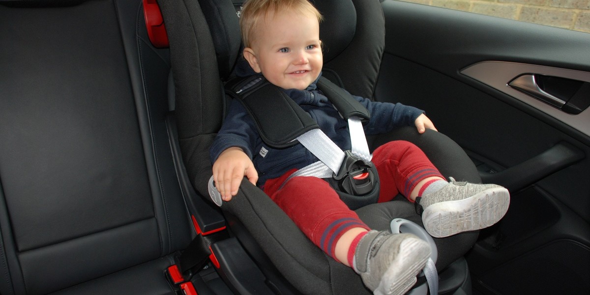 Child Car Safety Seat Market Disruptions: A Focus on Sustainability and Innovations in Materials and Manufacturing Proce