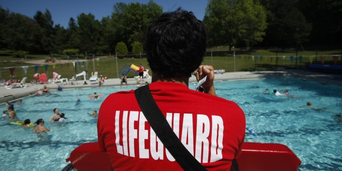 How Lifeguard Certification Boosts Your Resume and Skills