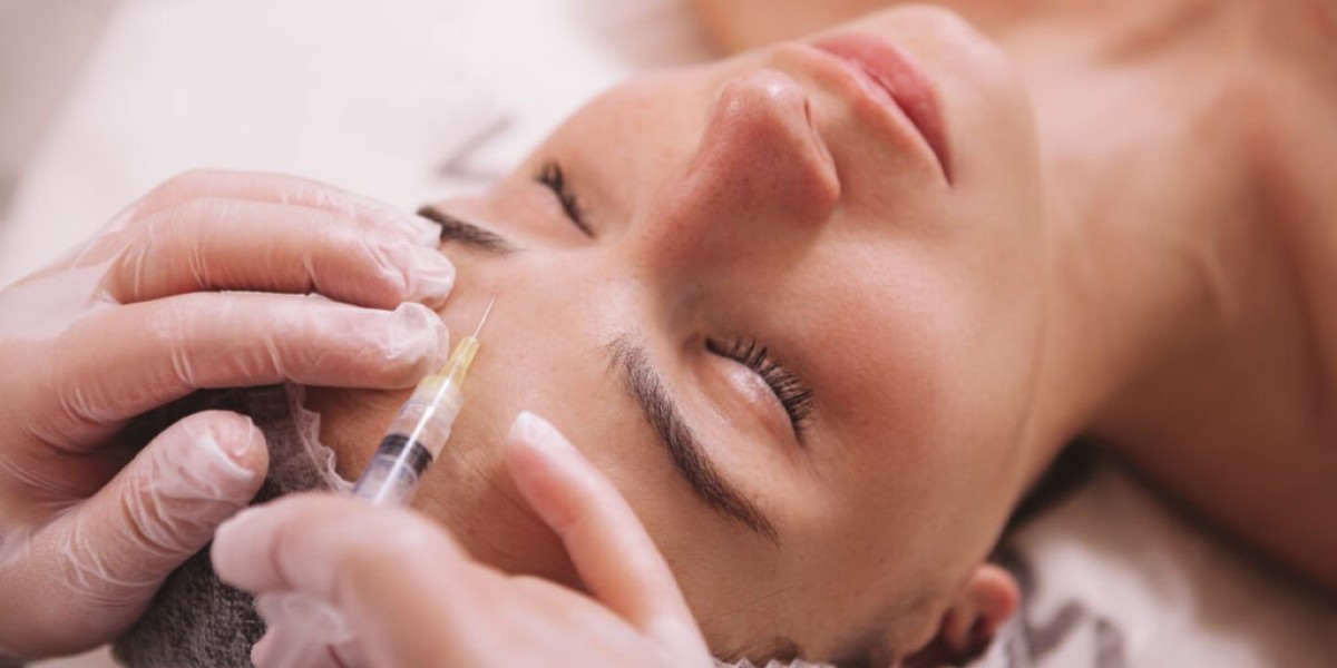 Migraine Relief with Botox in Dubai: Block Pain Transmitters for a Comfortable Day
