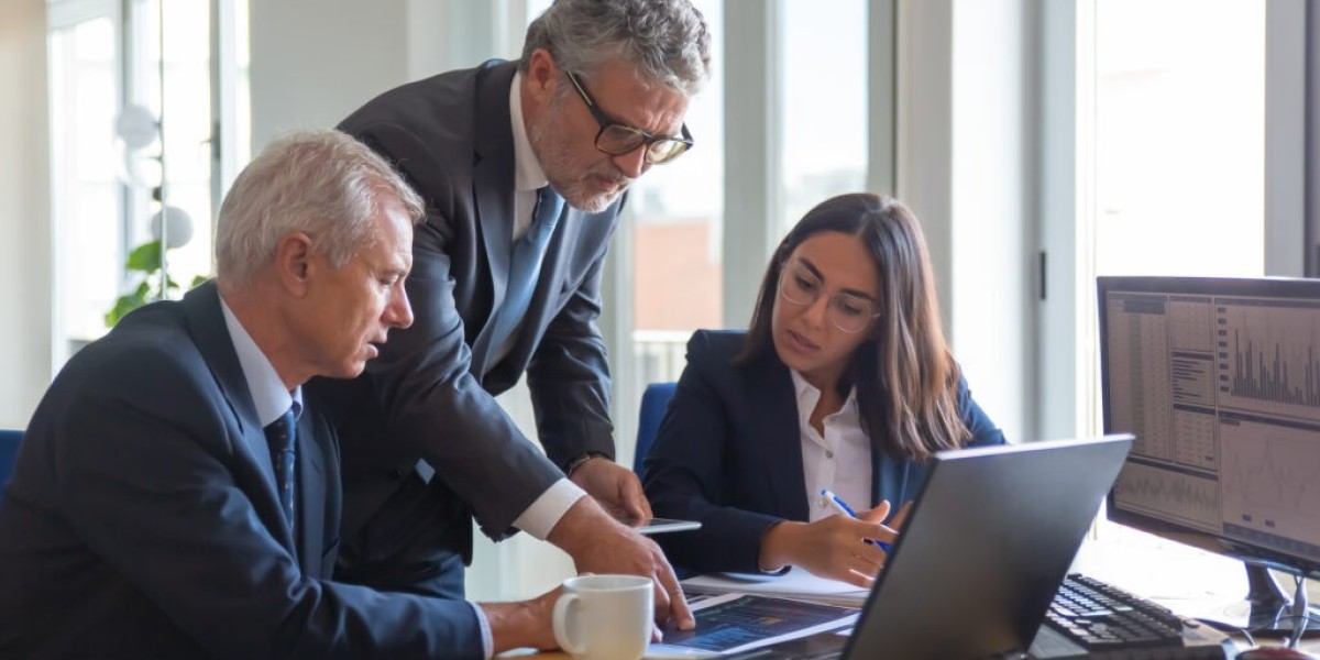 How Criminal Lawyers in Dubai Can Assist in Juvenile Crime Cases