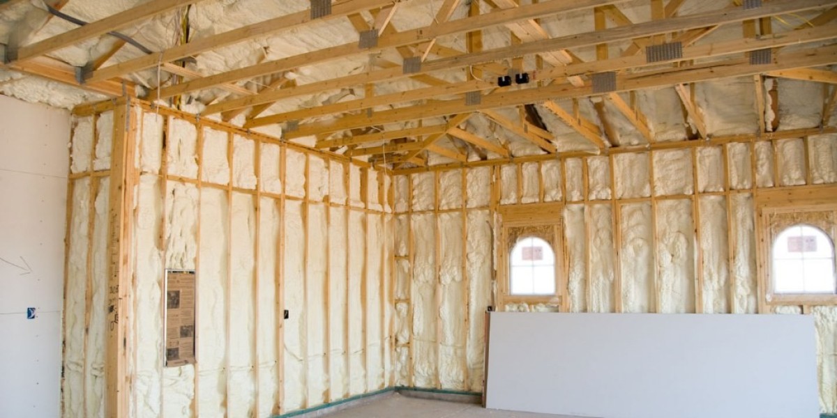 Spray Foam Insulation for Roof Leaks: Solutions and Tips