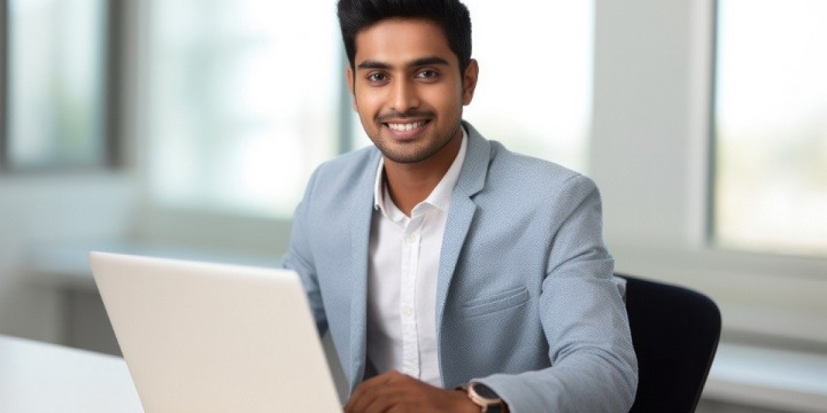 How Can HR Training Courses in the UK Help You Stay Ahead in the Industry?
