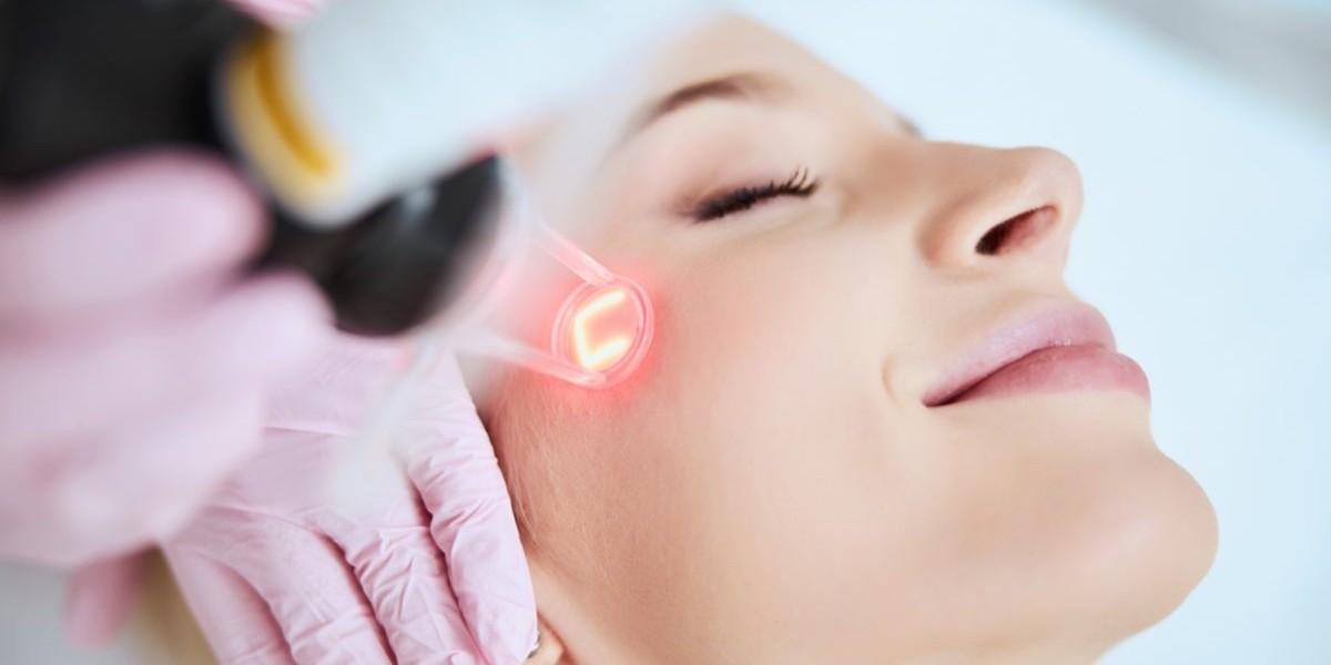 Healing Time After Fractional CO2 Laser: Riyadh Clinics Insights