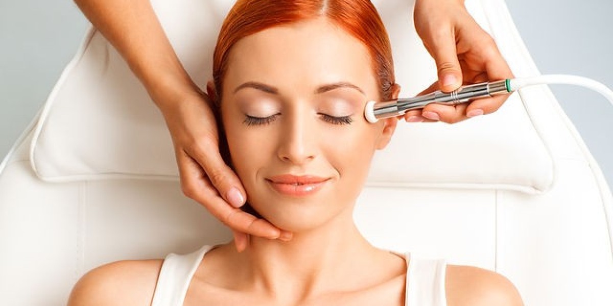How Does Fractional RF Microneedling Further Develop Skin Texture in Dubai?