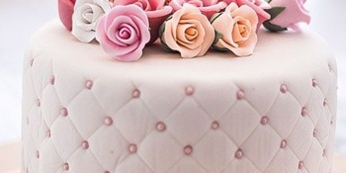 Sweetly Personalized: Cakes Crafted to Your Specifications