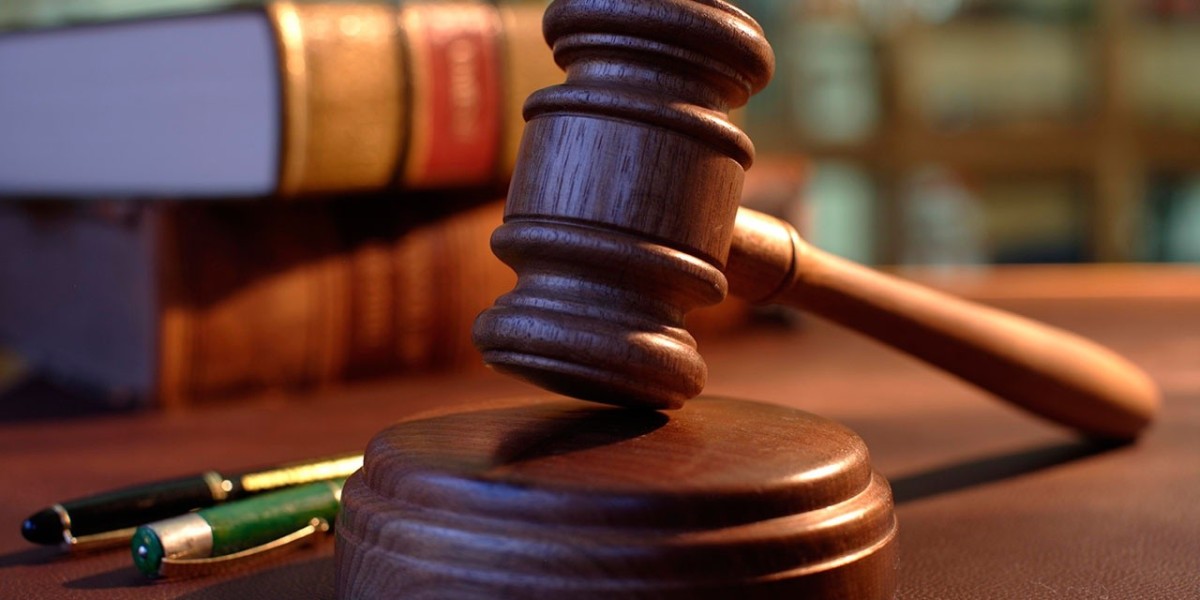 What to Expect When Working with The Best Criminal Defense Attorney in Los Angeles
