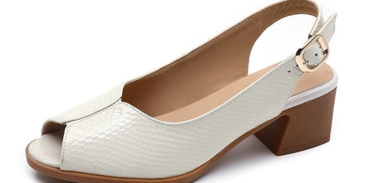 Stylish and Breezy: Peep Toe Shoes for Every Look