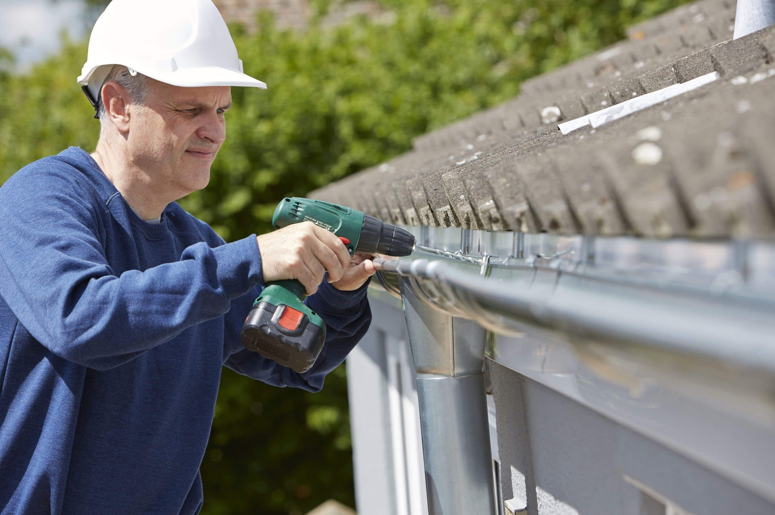 Gutter Repairing Services in Texas