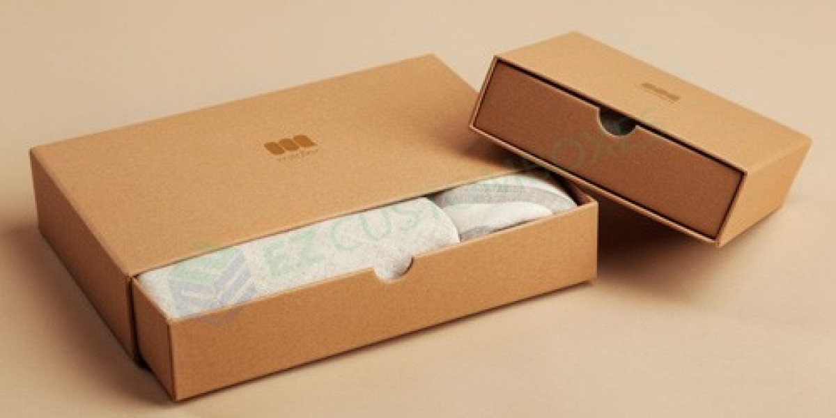 Stylishly Crafted Apparel Boxes for Trendsetting Brands