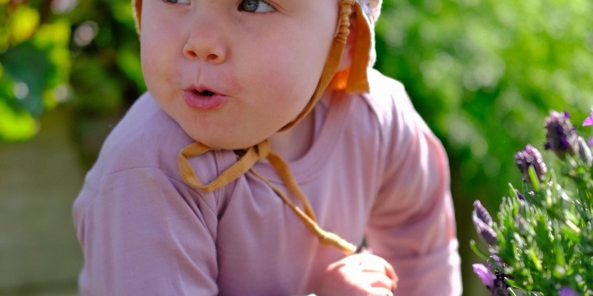 What Are the Best Scratch Mittens for Newborns? A Comprehensive Guide