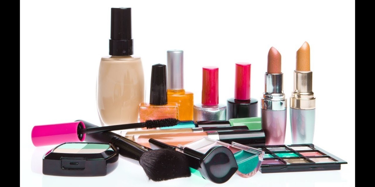 Colour Cosmetics Market Competition: How Leading Brands Are Thriving in a Rapidly Expanding Industry