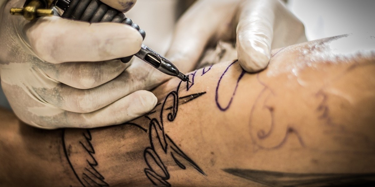 Pros and Cons of Getting a Tattoo on Your Hand