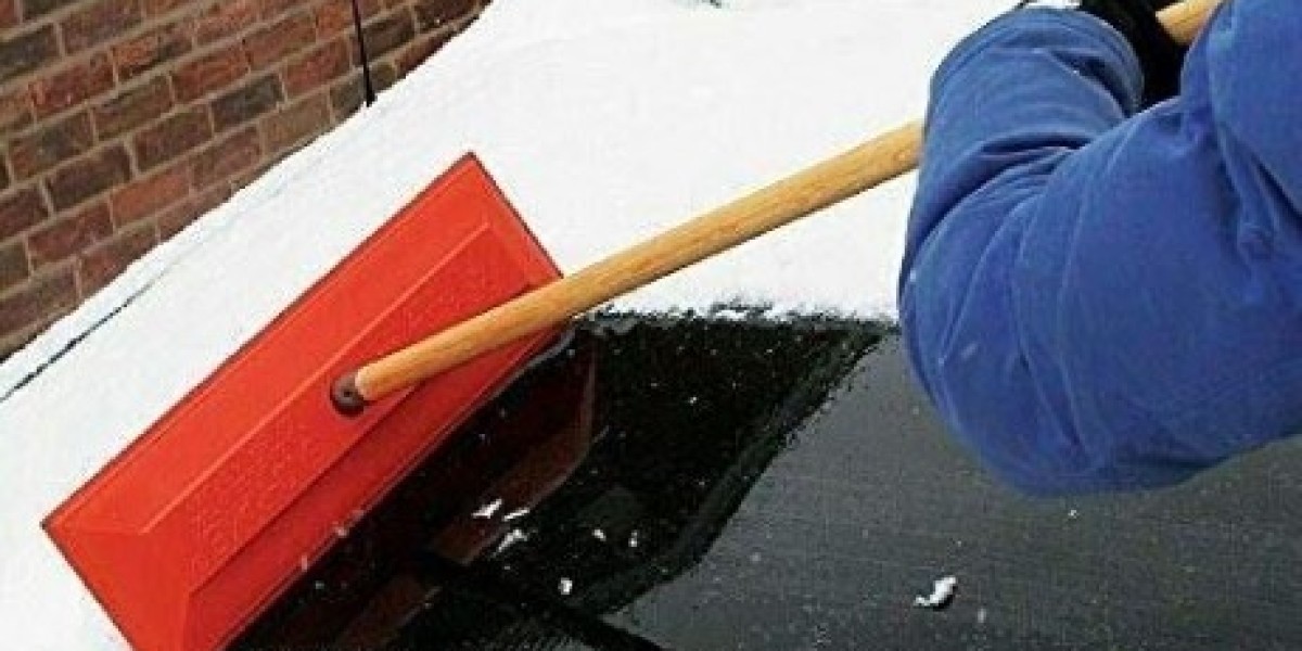 How to Use a Snow Rake for Your Car: A Simple Guide for Winter Care