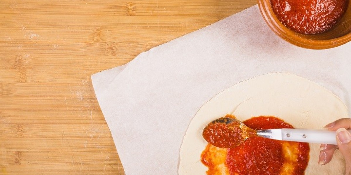 Can Homemade Pizza Sauce Compete with Store-Bought Options?