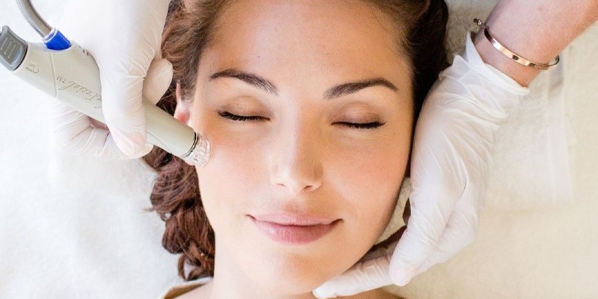 Summer-Ready Skin with HydraFacial in Riyadh