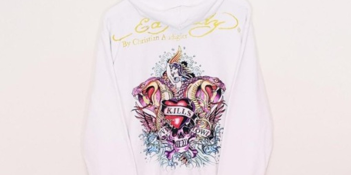The Timeless Appeal of the Ed Hardy Hoodie: A Statement of Style and Comfort.