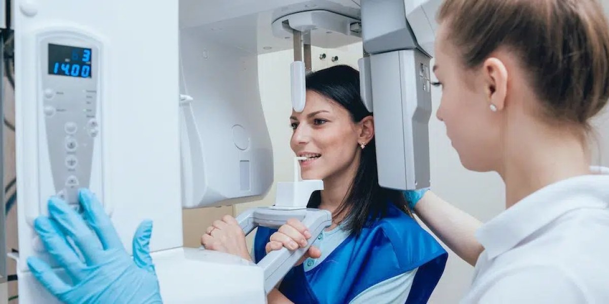 What Influences the Cost of Panoramic Dental X-Rays in Dubai?