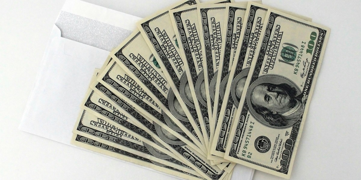 Quick Cash Solutions: Toronto's Payday Loans