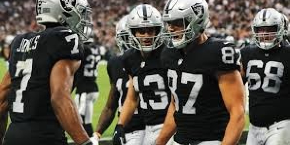 Raiders Beginner Chooses LV Deal Around Reuniting With Earlier Staff