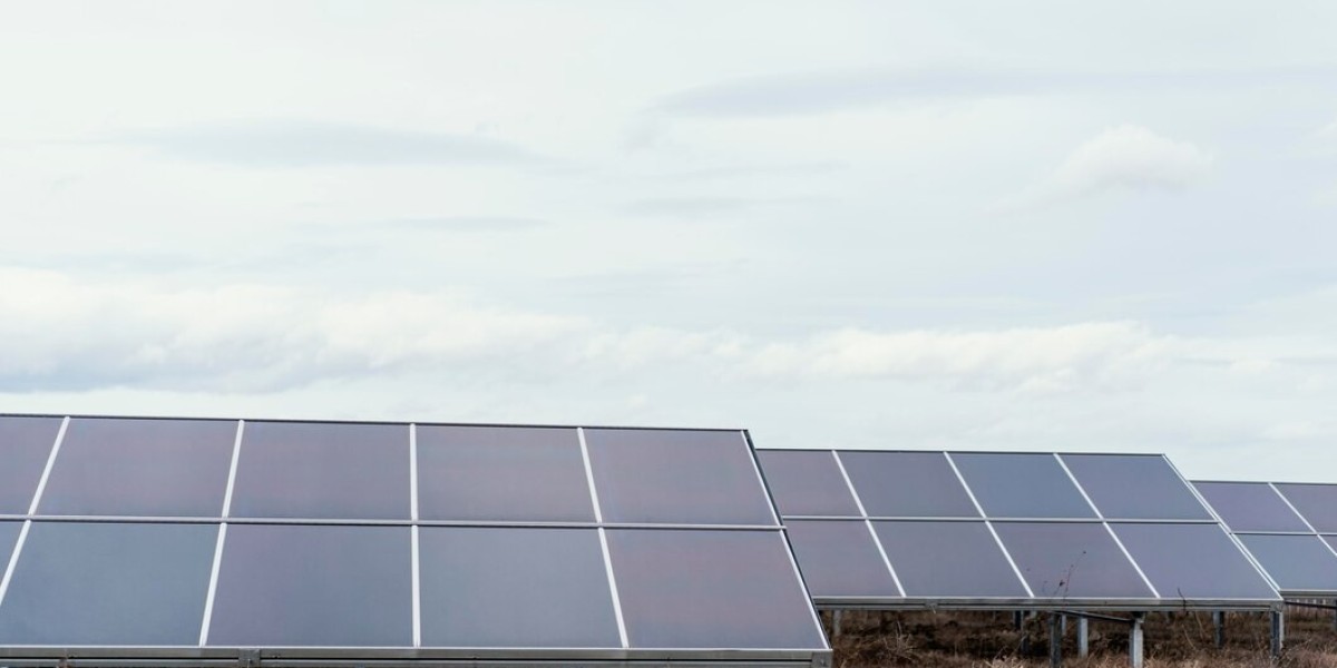 Solar Collector Market Dynamics and Growth Insights Exploring Emerging Trends and Opportunities