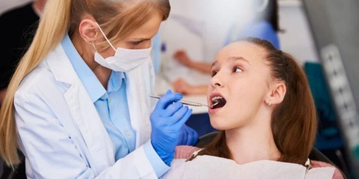 What Is the Cost of Invisalign for Deep Bite Treatment in Dubai?
