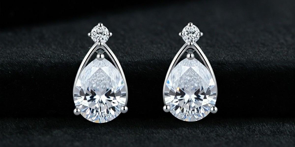 How Man-Made Diamond Earrings are Redefining Modern Jewelry Trends