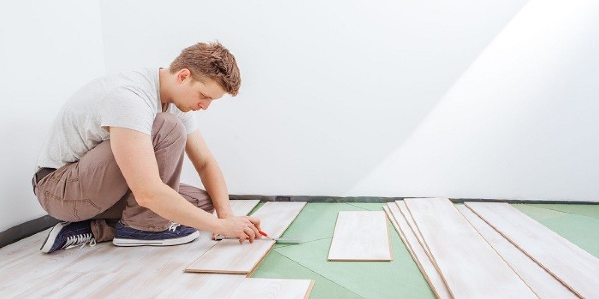 Vinyl Deck Repairs: What You Need to Know to Keep Your Deck Looking Great