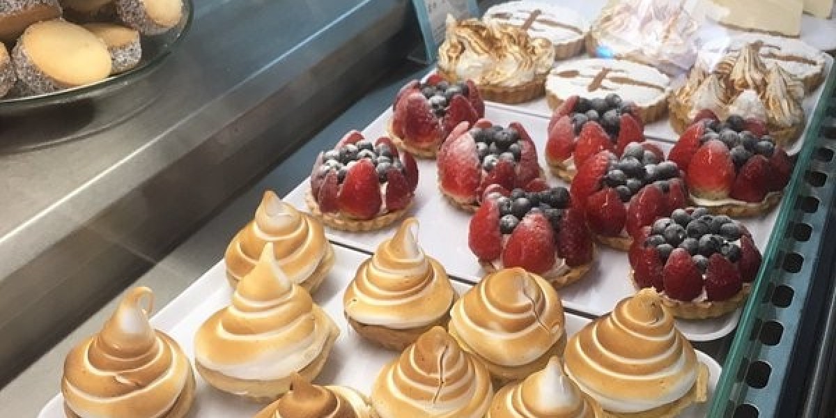 Where to Find the Most Decadent Desserts: The Best Dessert Cafés