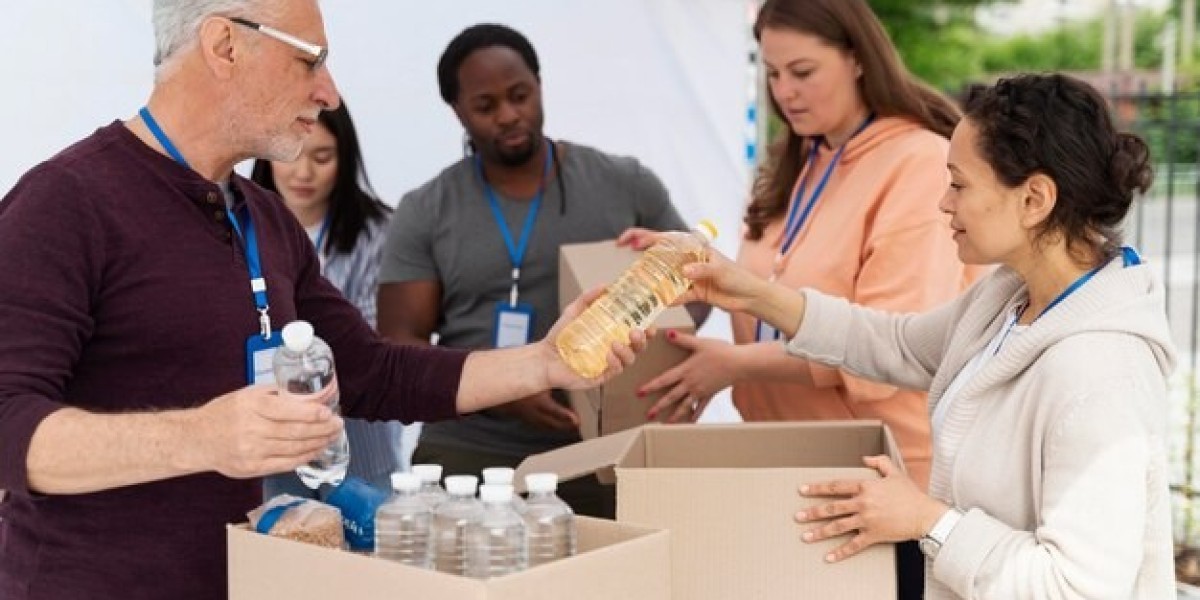 Connect, Collaborate, Thrive: Pinnup's Community Approach