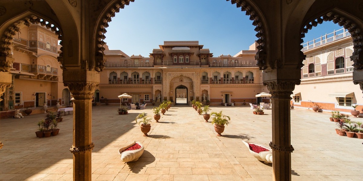 Feel the Pulse of Royal India With These Carefully Curated Rajasthan Packages