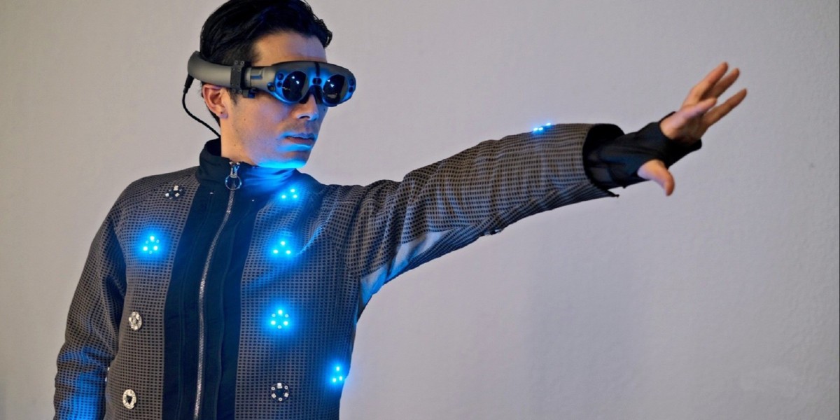 Smart Clothing Market Developments: Transforming Wearable Technology Across Healthcare, Fitness, and Fashion Industries