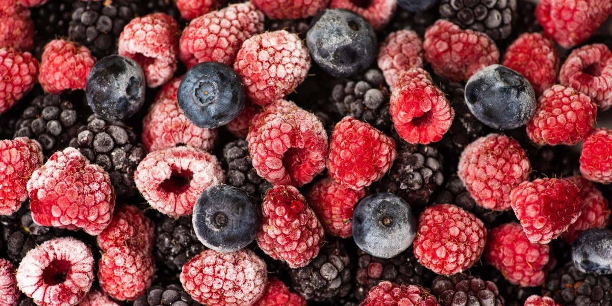 Frozen Fruits Market: Competitive Advantages Shaping the Future of Global Food Trends and Consumer Choices