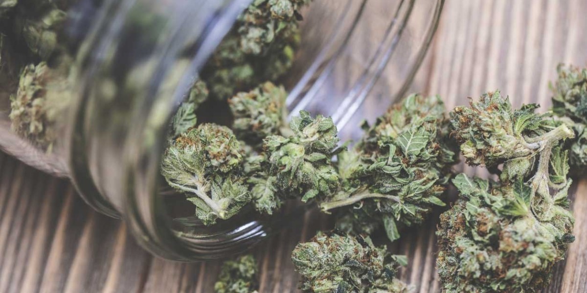 Creative Ways to Use Your Extra Weed with Delivery Options in Castle Pines, Colorado
