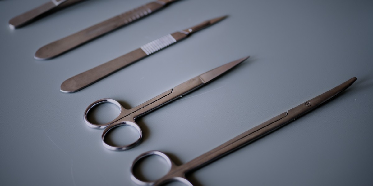 Powered Surgical Instruments Market: Growth Drivers, Trends, and Forecast to 2030