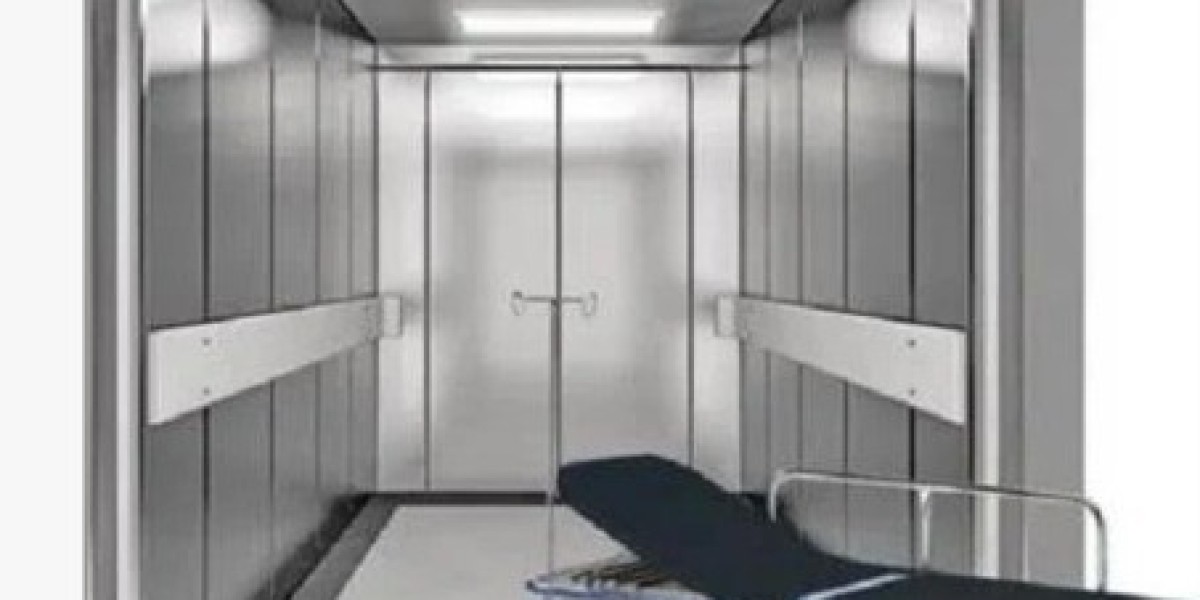 Top Features to Look for in Goods Lift Manufacturers in Delhi NCR