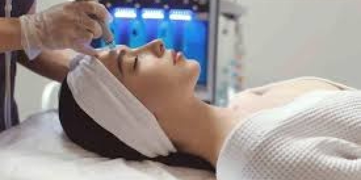 Revitalize Your Skin with HydraFacial in the Heart of Riyadh