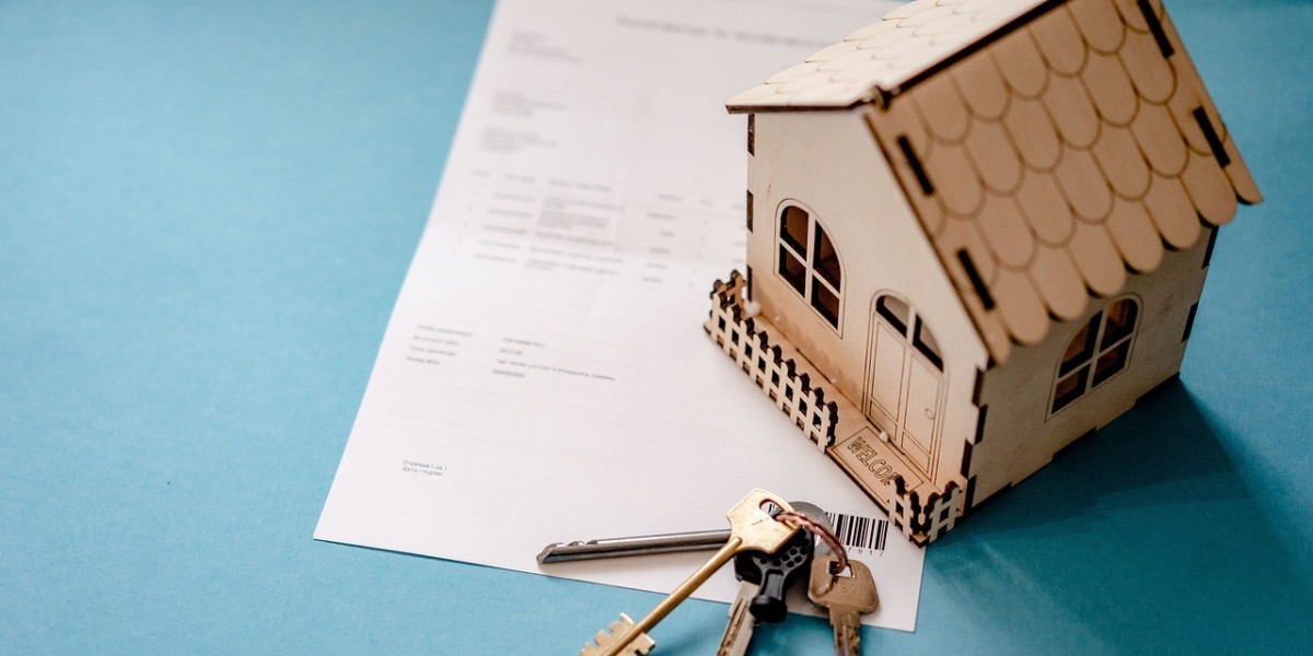 Finding Greater Yeilds in Real Estate Investments: Airbnb vs Long-Term Rents