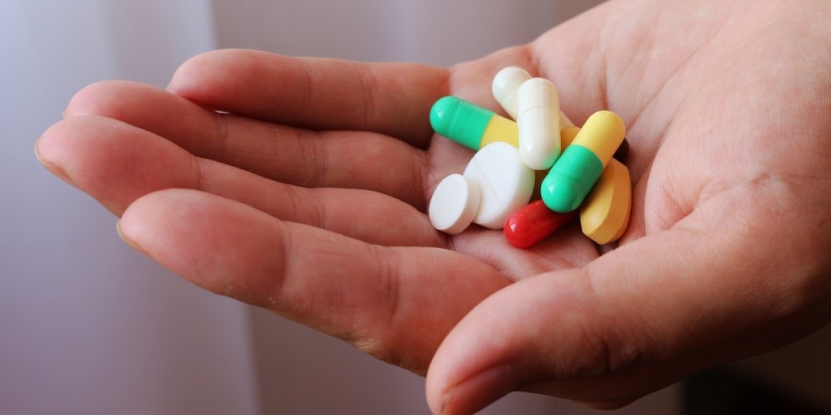 Analgesics Market Disruptions and the Rise of Alternative Pain Management Therapies