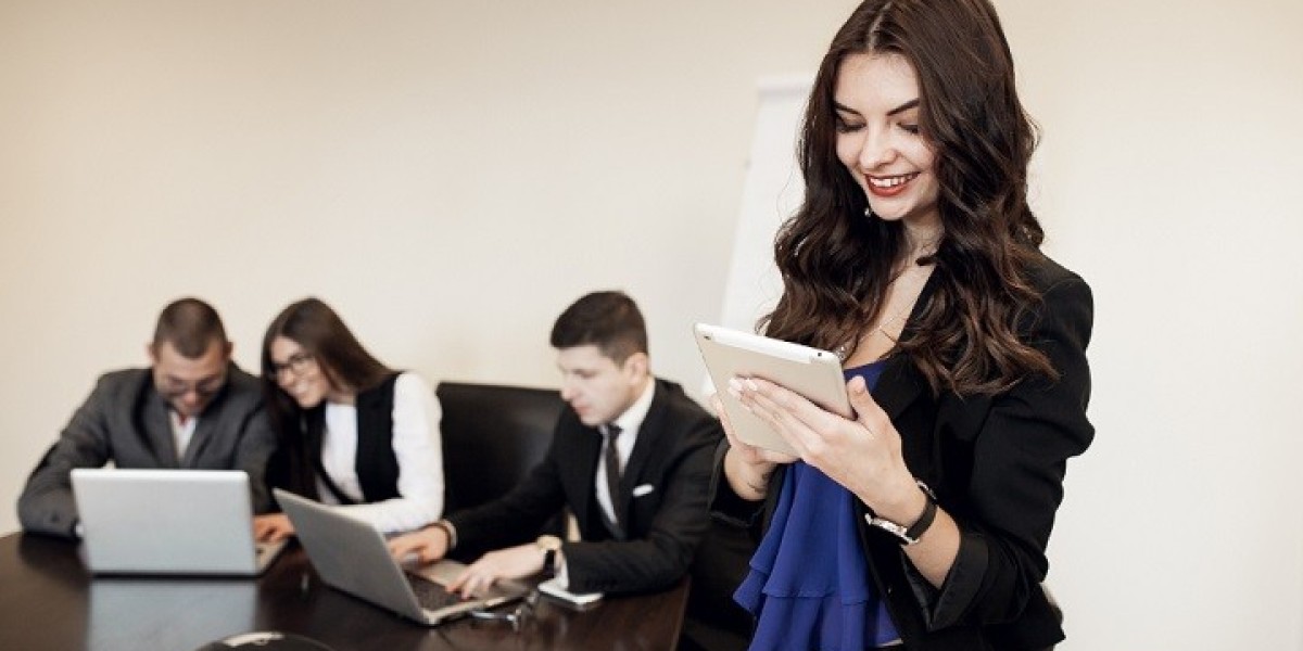 How Do HR Courses Address Modern Workplace Challenges?