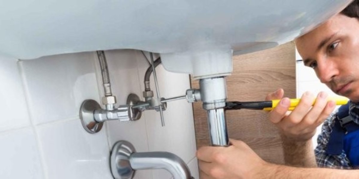 Choosing the Right Plumbing Installation for Your Home: Advice from Plumbers in Woking