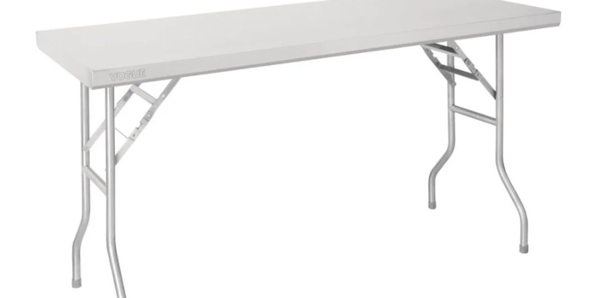 Why Folding Furniture Tables Are Perfect for Modern Living