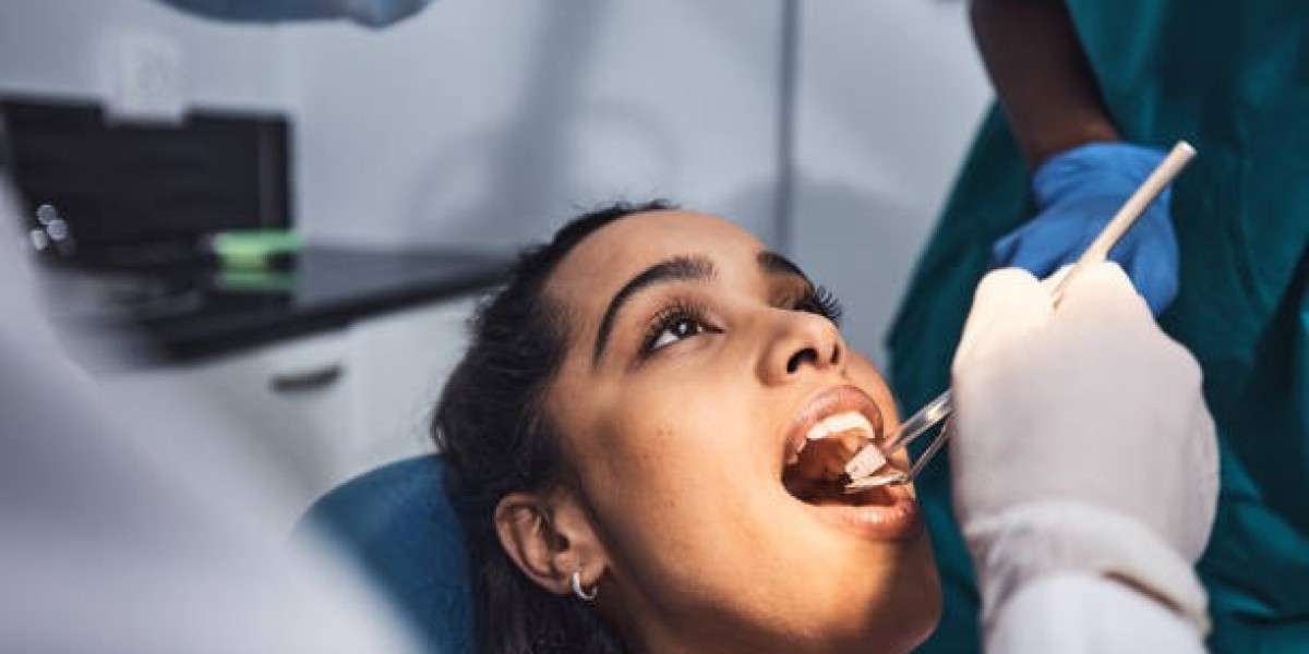 Quick Recovery After a Root Canal: Dubai Dentist Tips
