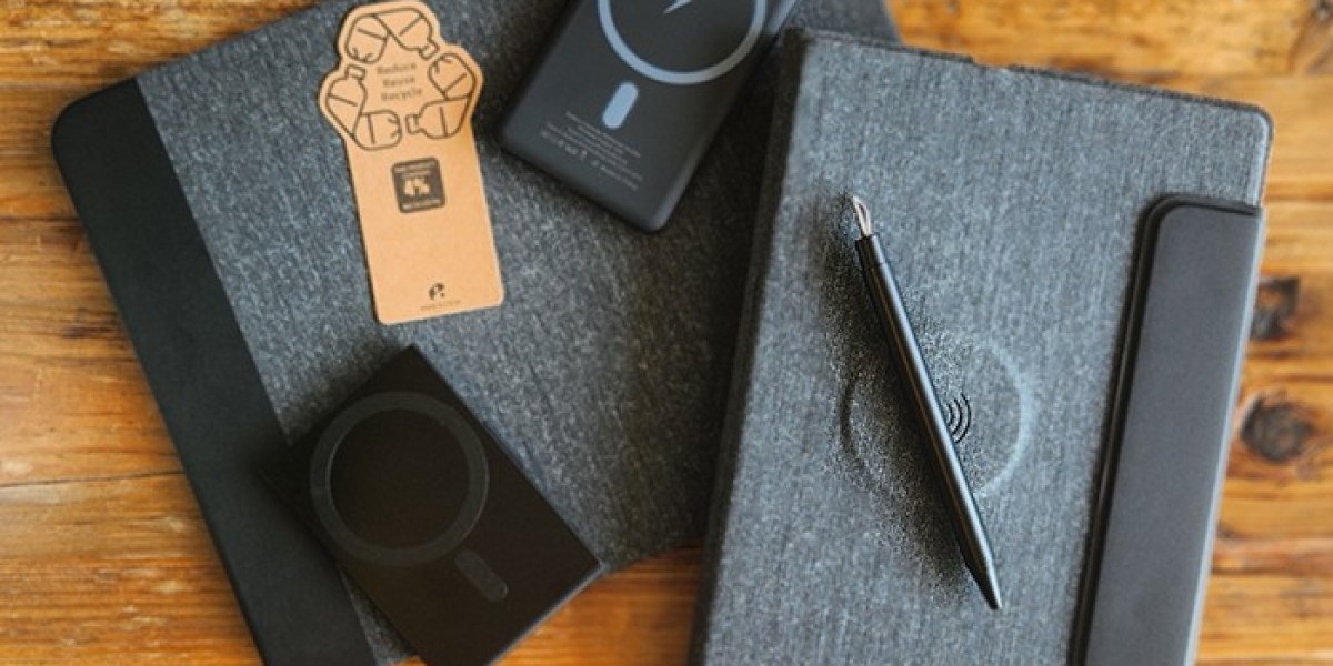 Elevate Business Relationships with Thoughtful Corporate Gift Hampers