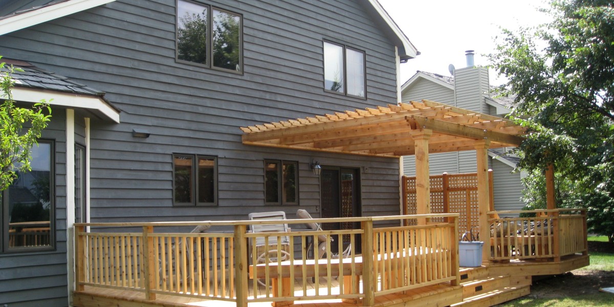 Transform Your Outdoor Space with Expert Deck Contractors in Culver City, CA