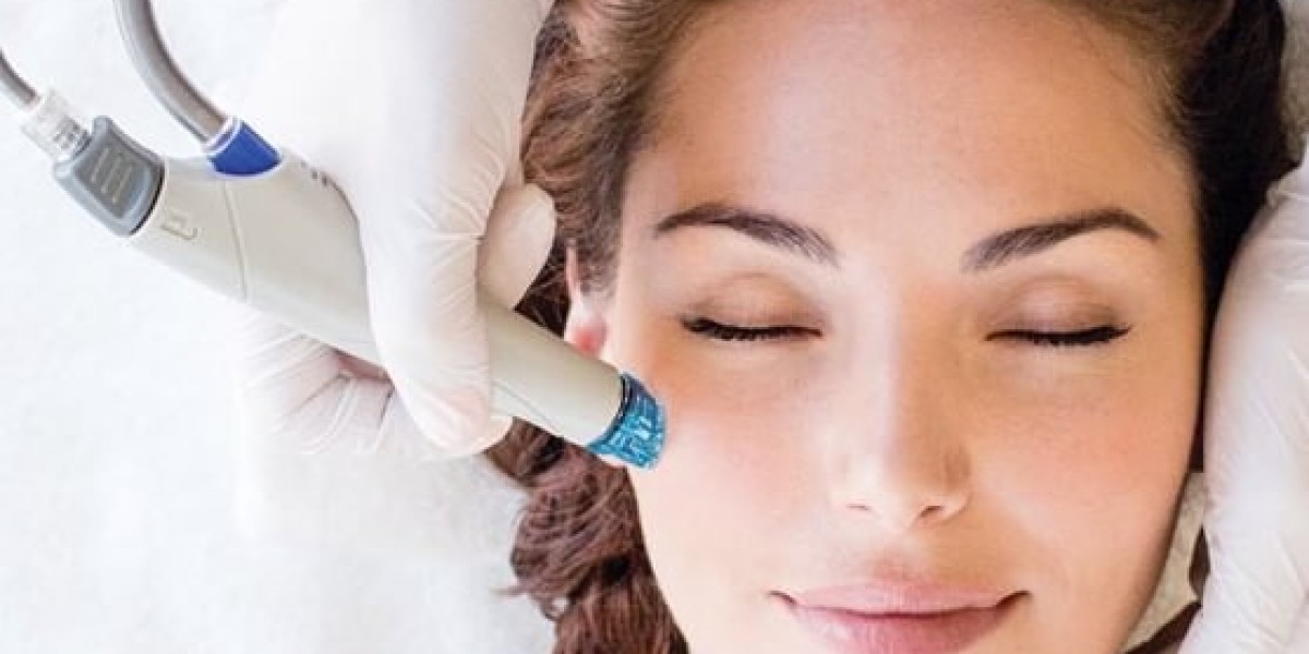 Who Can Benefit from HydraFacial’s Deep Skin Hydration?