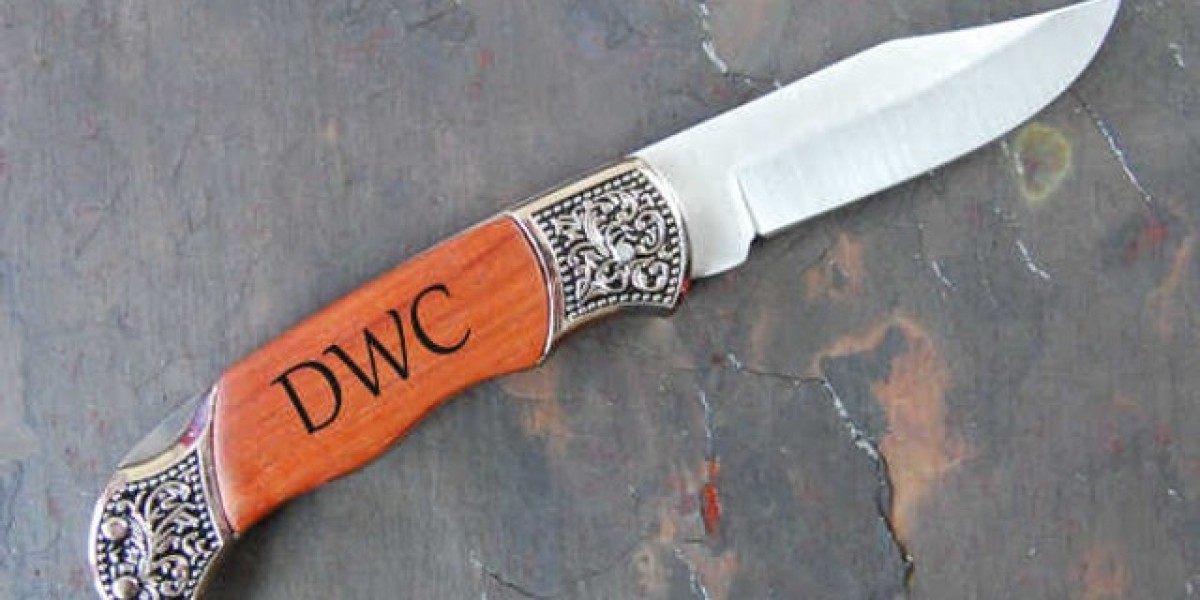 Celebrate Retirement in Style with Remember Me Gifts’ Customized Keepsakes