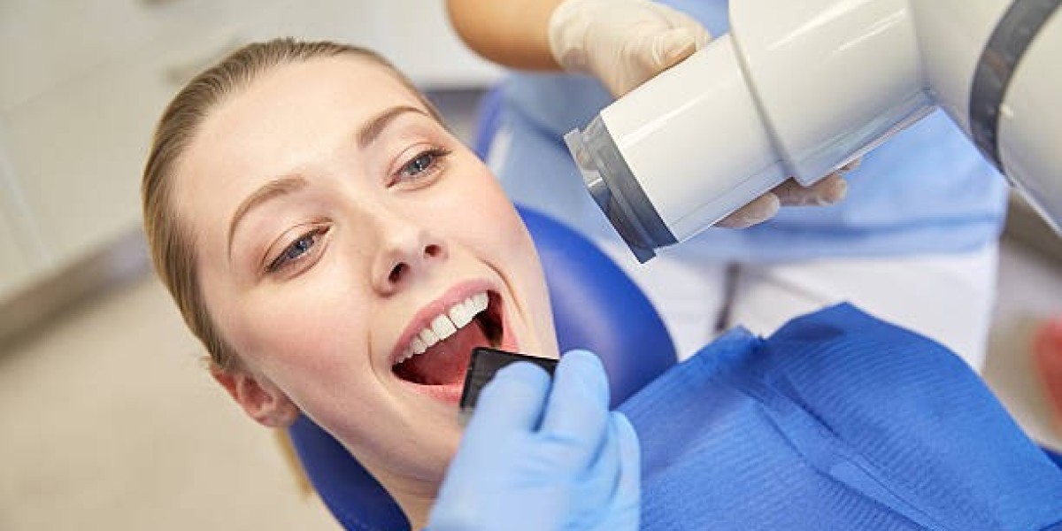Dental Panoramic X-ray in Riyadh: Importance in Dental Care