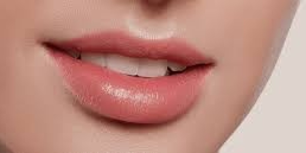The Truth About Pink Lips Laser Treatment: What Dermatologists Say