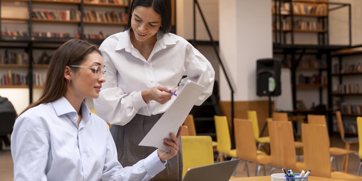 How to Write a Winning Marketing Dissertation: Expert Tips & Assistance